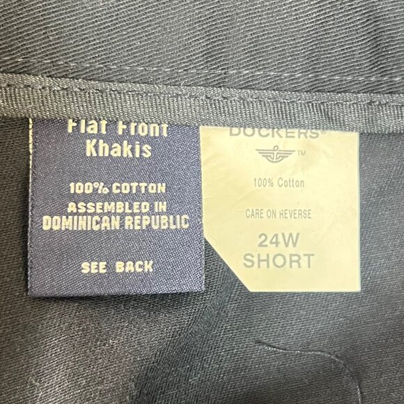 Dockers Pants Womens 24W Short Black New Flat Front Khakis Straight Leg - Picture 7 of 10